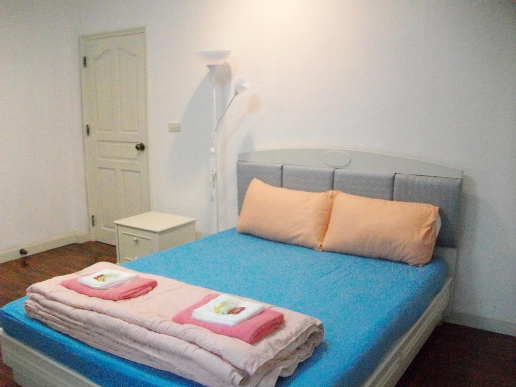 A Joy House - Kaset Nawamin City Bangkok Bagian luar foto