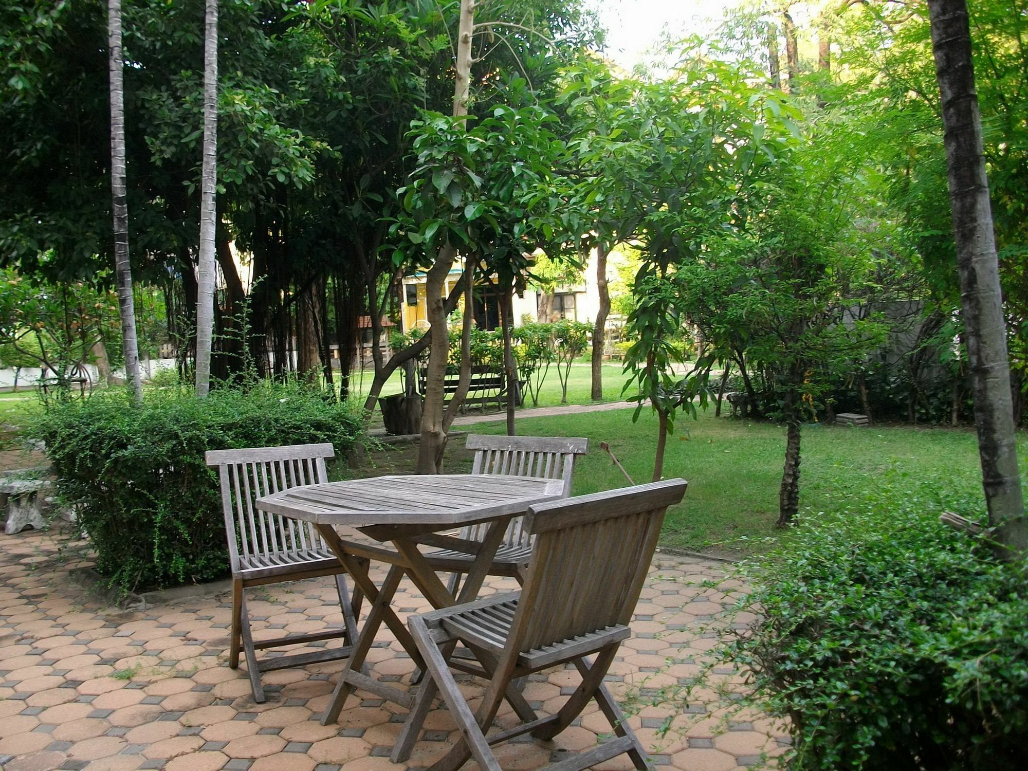 A Joy House - Kaset Nawamin City Bangkok Bagian luar foto