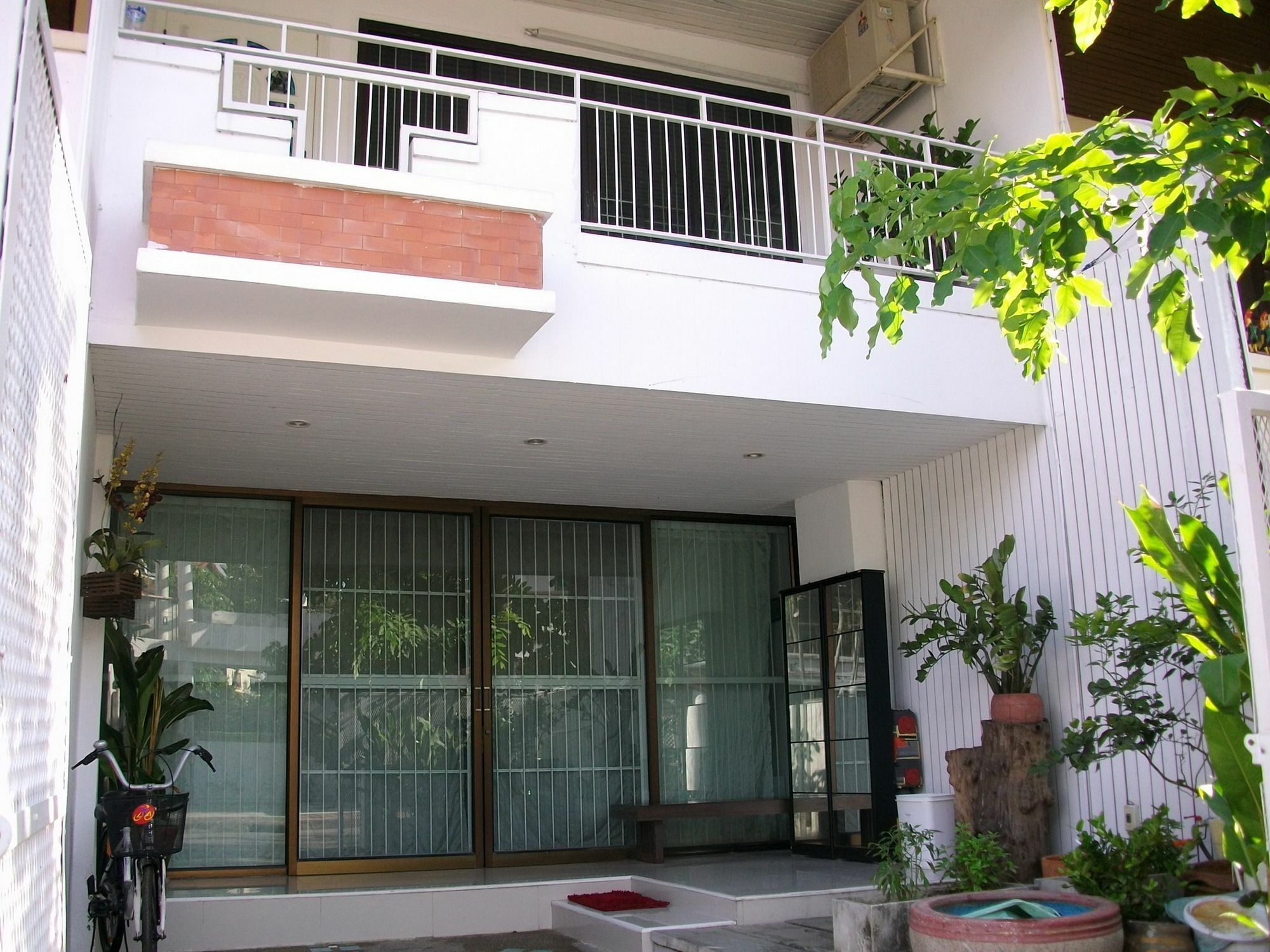 A Joy House - Kaset Nawamin City Bangkok Bagian luar foto